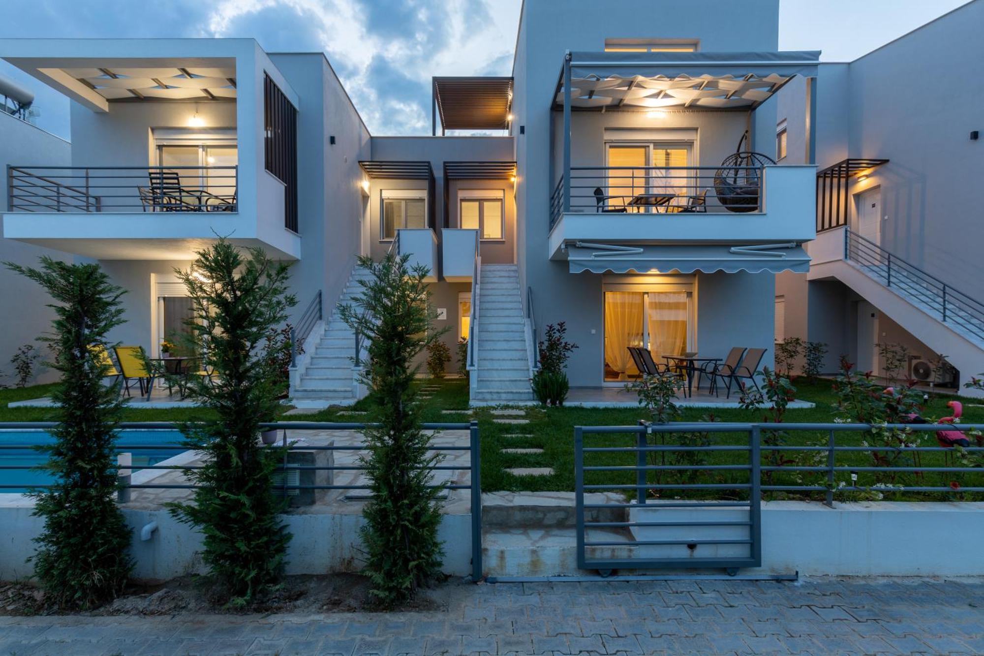 Апартаменты Kleoniki & Irida Residential Complexes Офринио Экстерьер фото