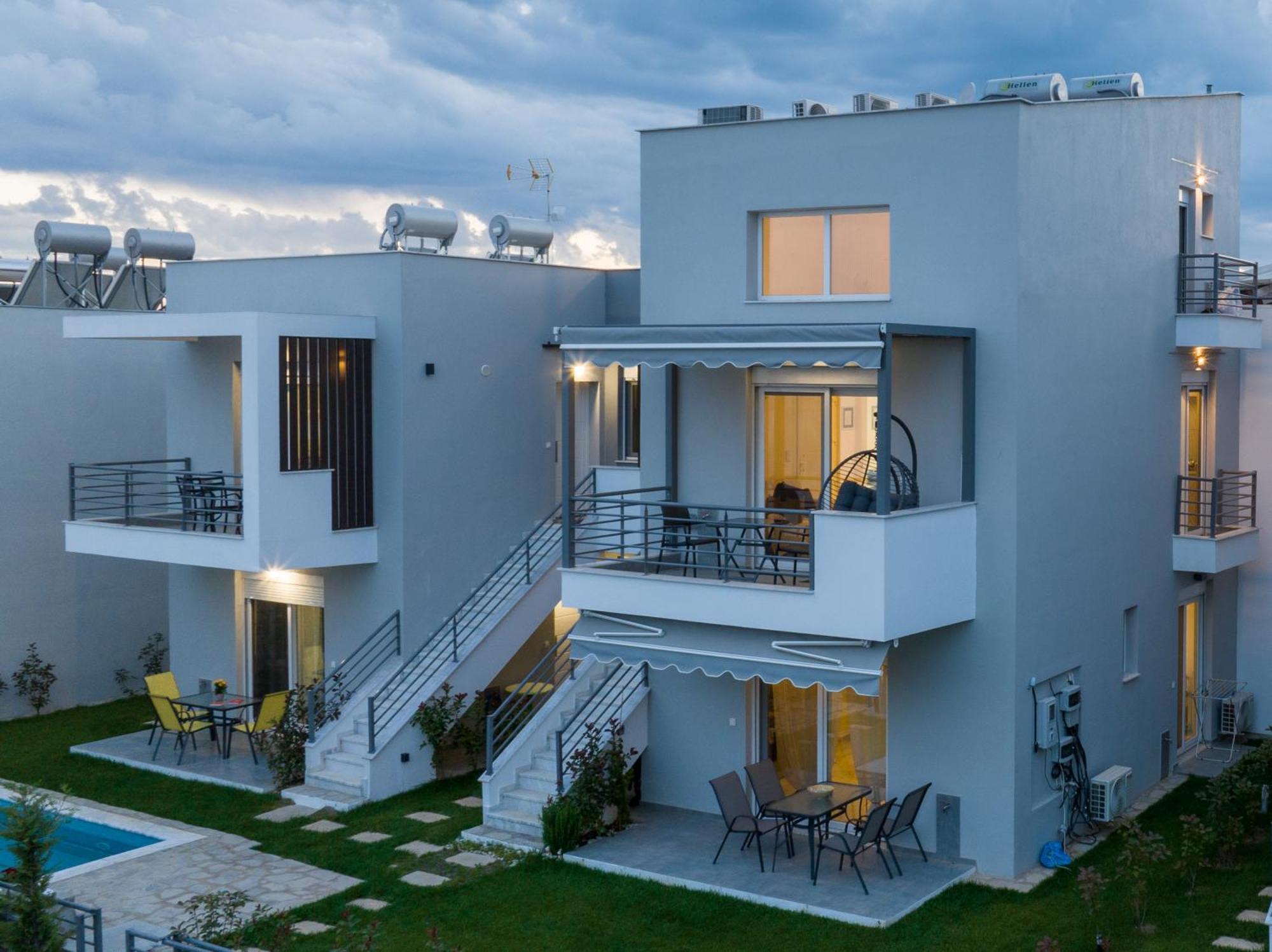 Апартаменты Kleoniki & Irida Residential Complexes Офринио Экстерьер фото